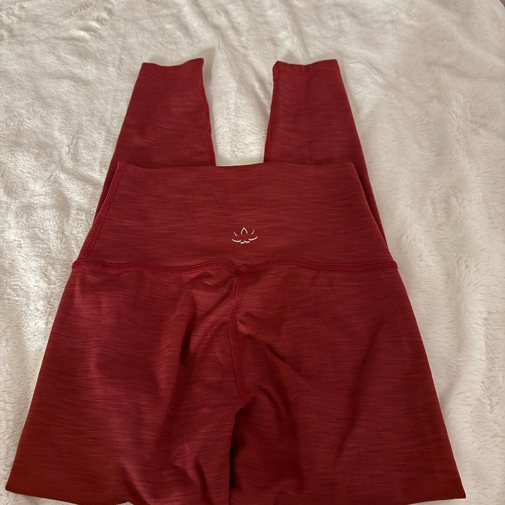Beyond Yoga Vibrant Red Leggings